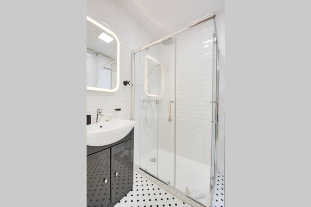 Luxueux Duplex 6 - 8Pers - Full Equipped - Republique Apartment ปารีส ภายนอก รูปภาพ